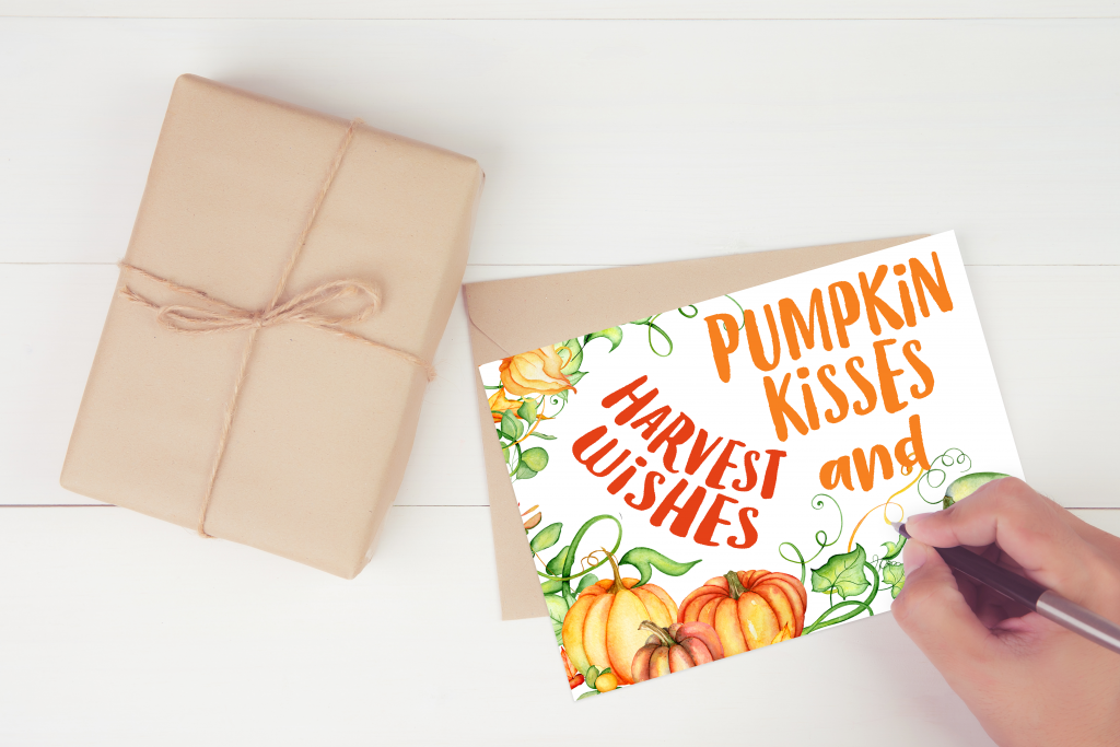 PUMKIN KISSES AND HARVEST WISHES THANKSGIVING CARD